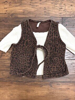 Rylee + Cru Leopard Utility Vest